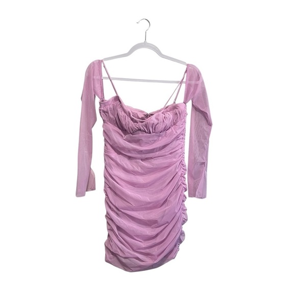 Oh Polly HONOR
Off The Shoulder Mini Dress, New with Tags - Picture 3 of 5